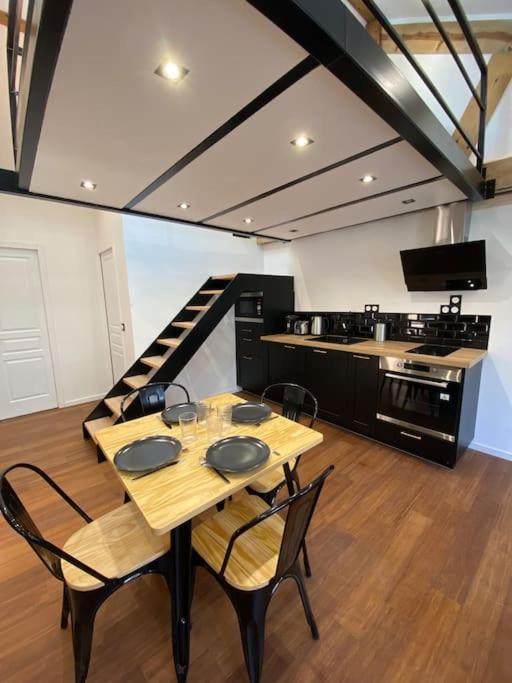 Loft: Le New-York Apartment Руан Екстериор снимка
